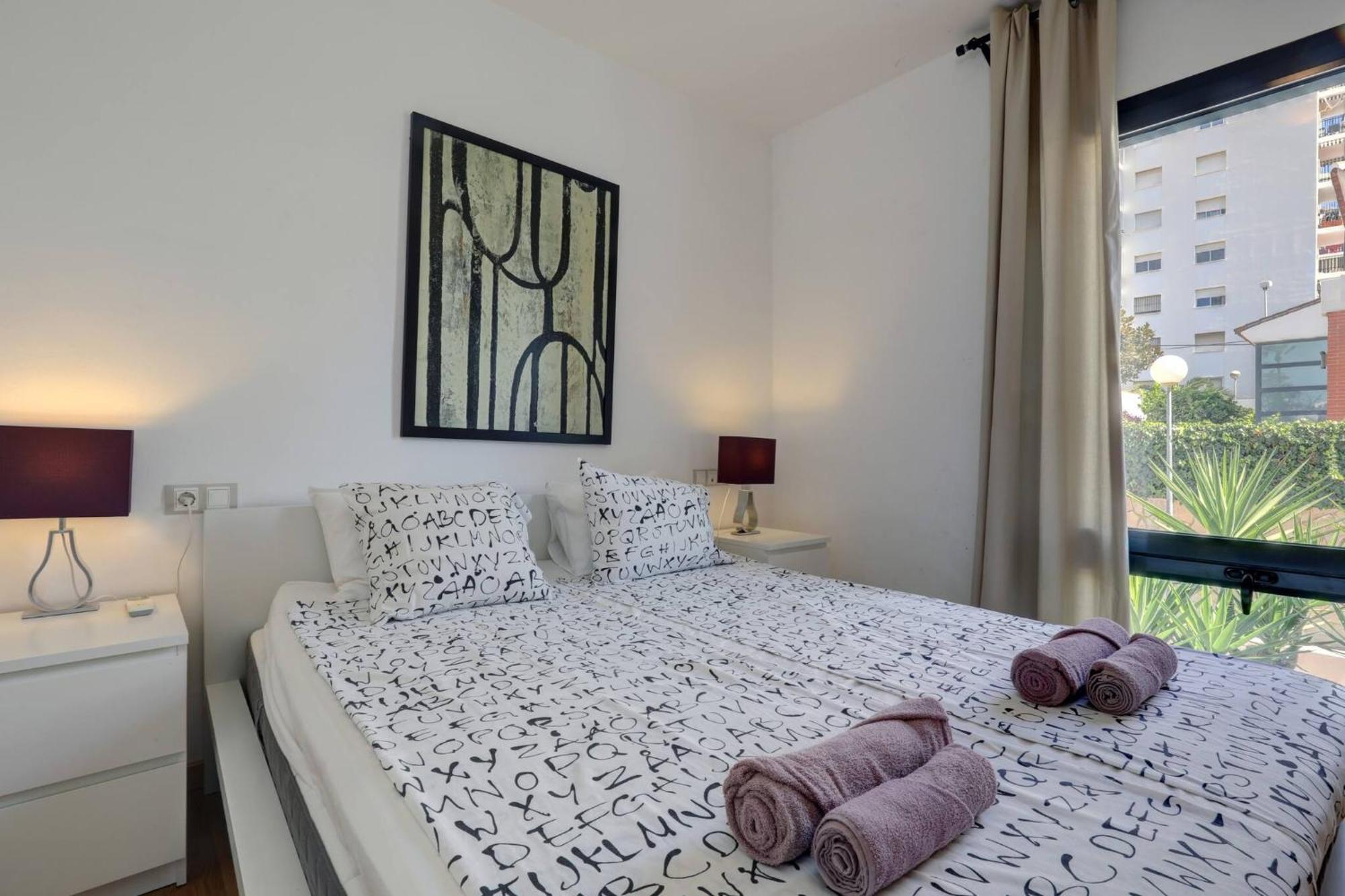 011 Bright And Spacious Villa With Private Pool 베날마데나코스타 외부 사진