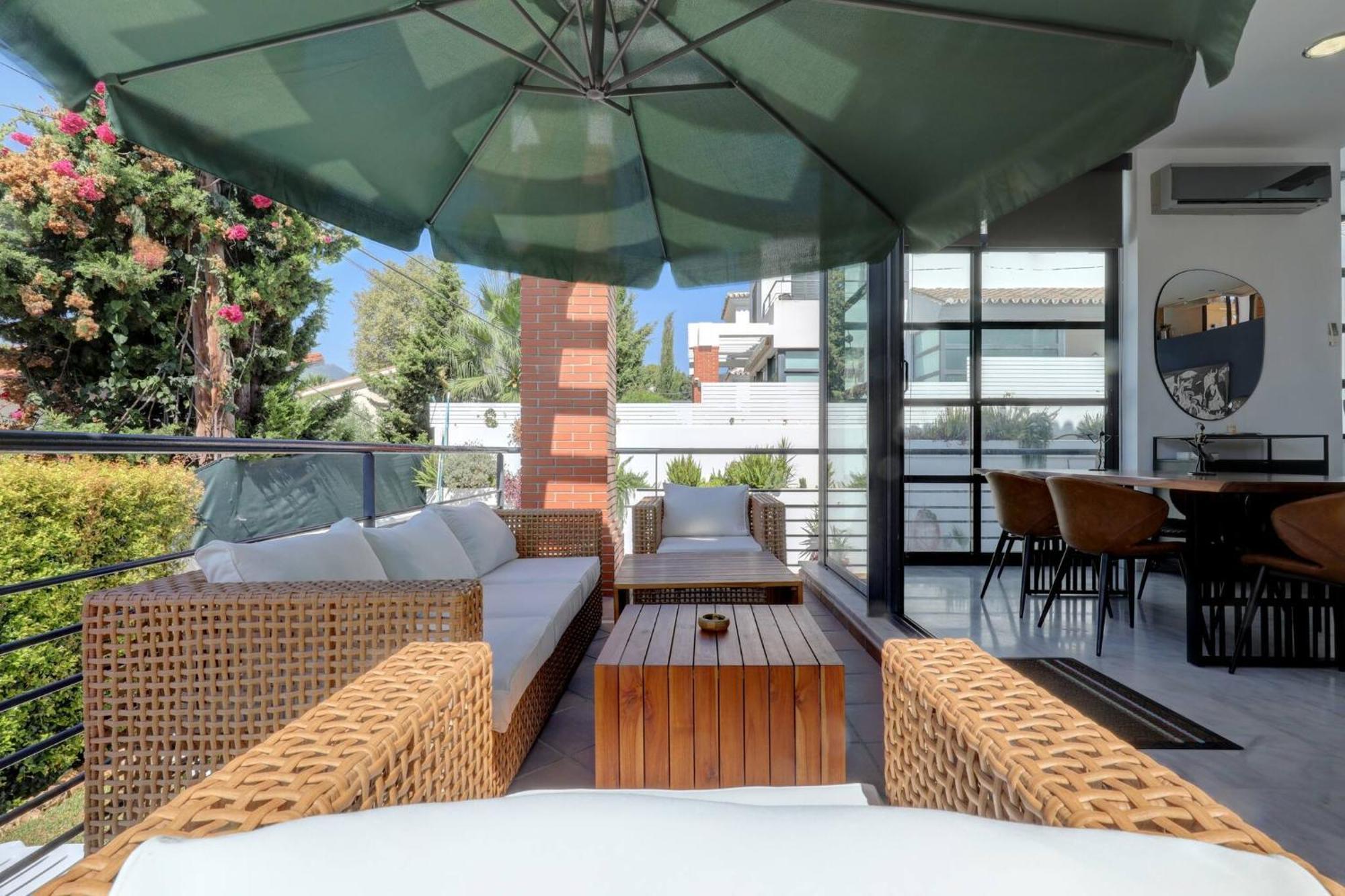 011 Bright And Spacious Villa With Private Pool 베날마데나코스타 외부 사진